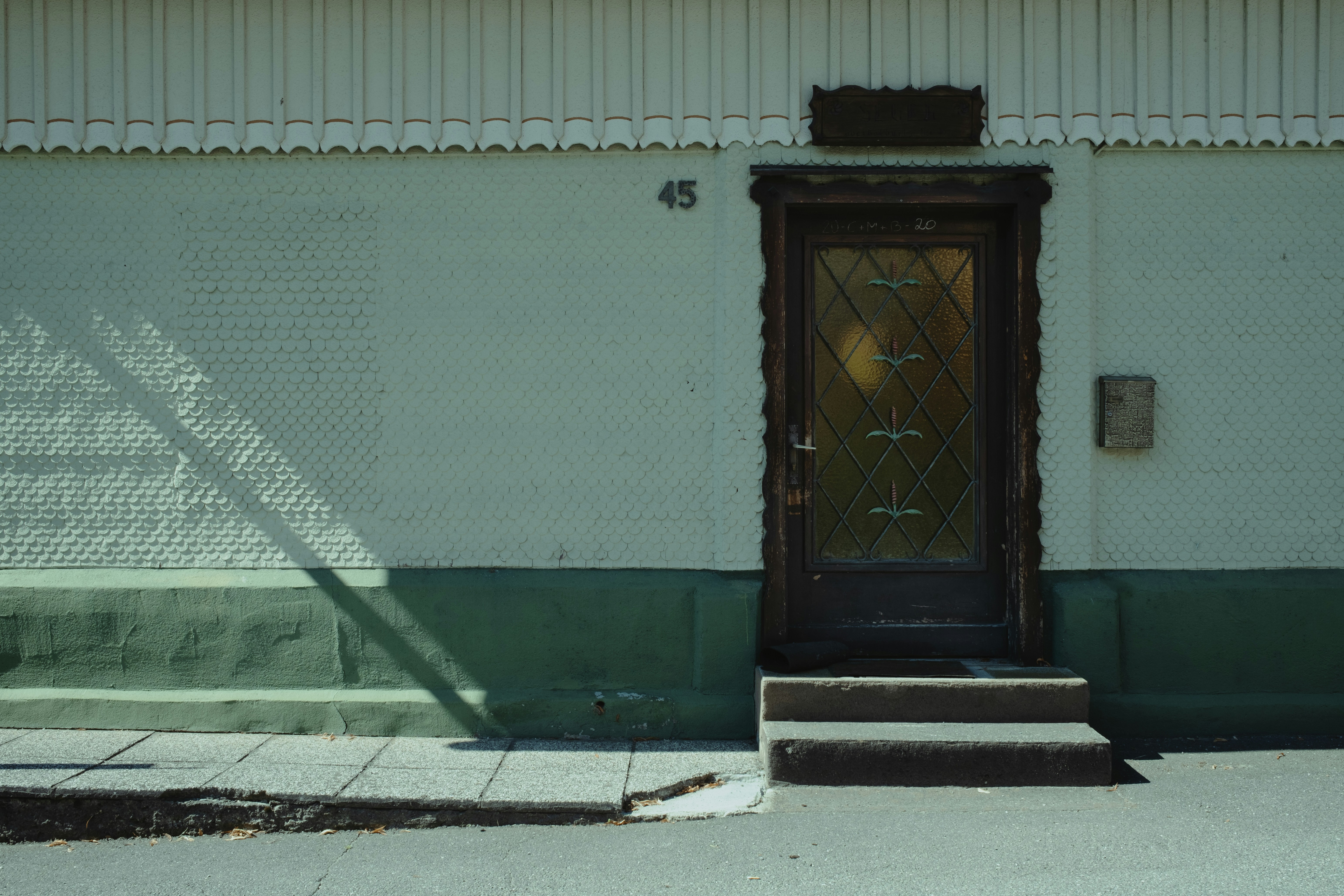 Pairing down your life