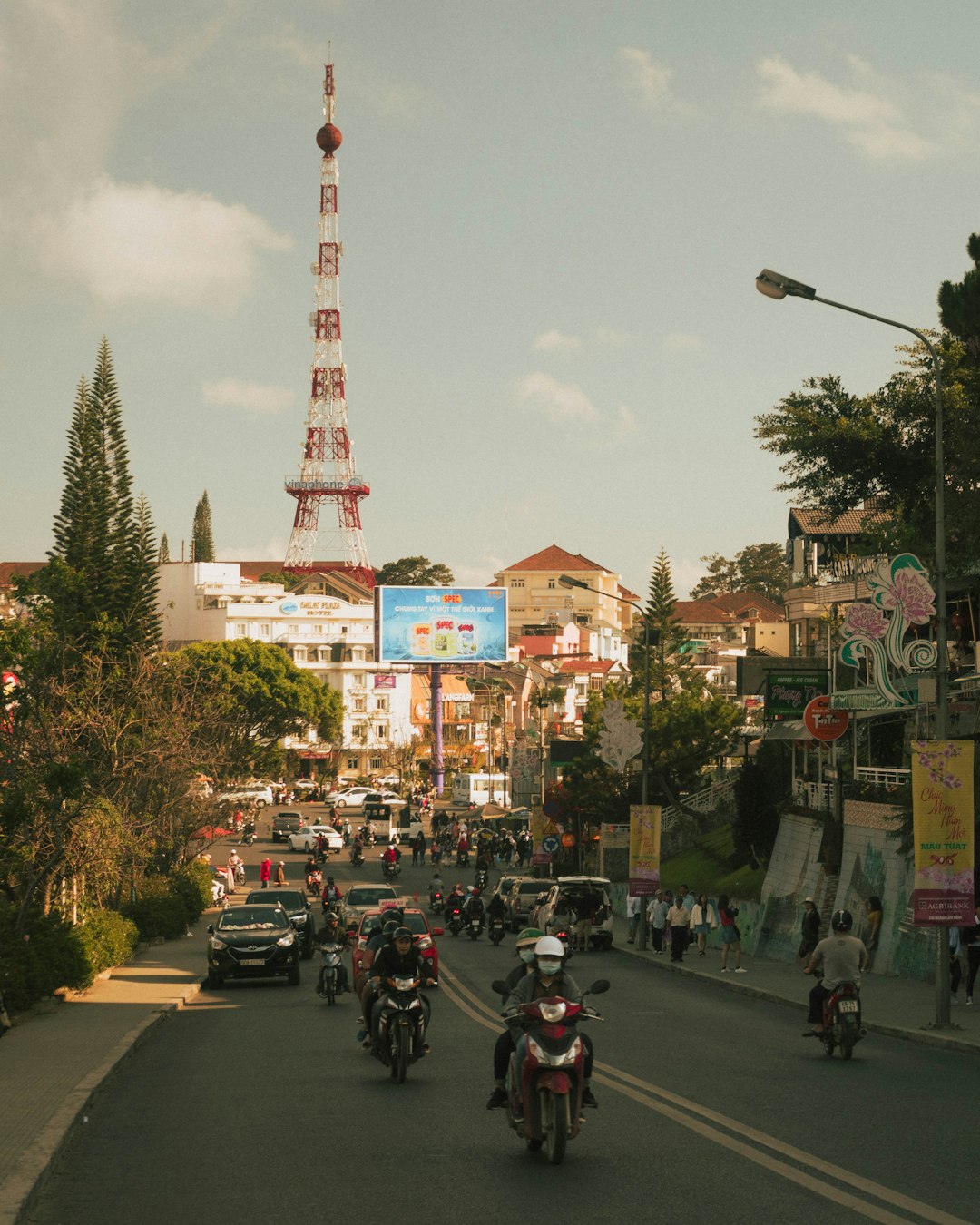 travelers stories about Town in Da Lat, Vietnam