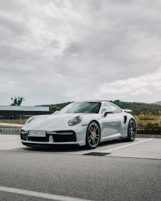 Silver sports coupe assigned to the sample dispatch
