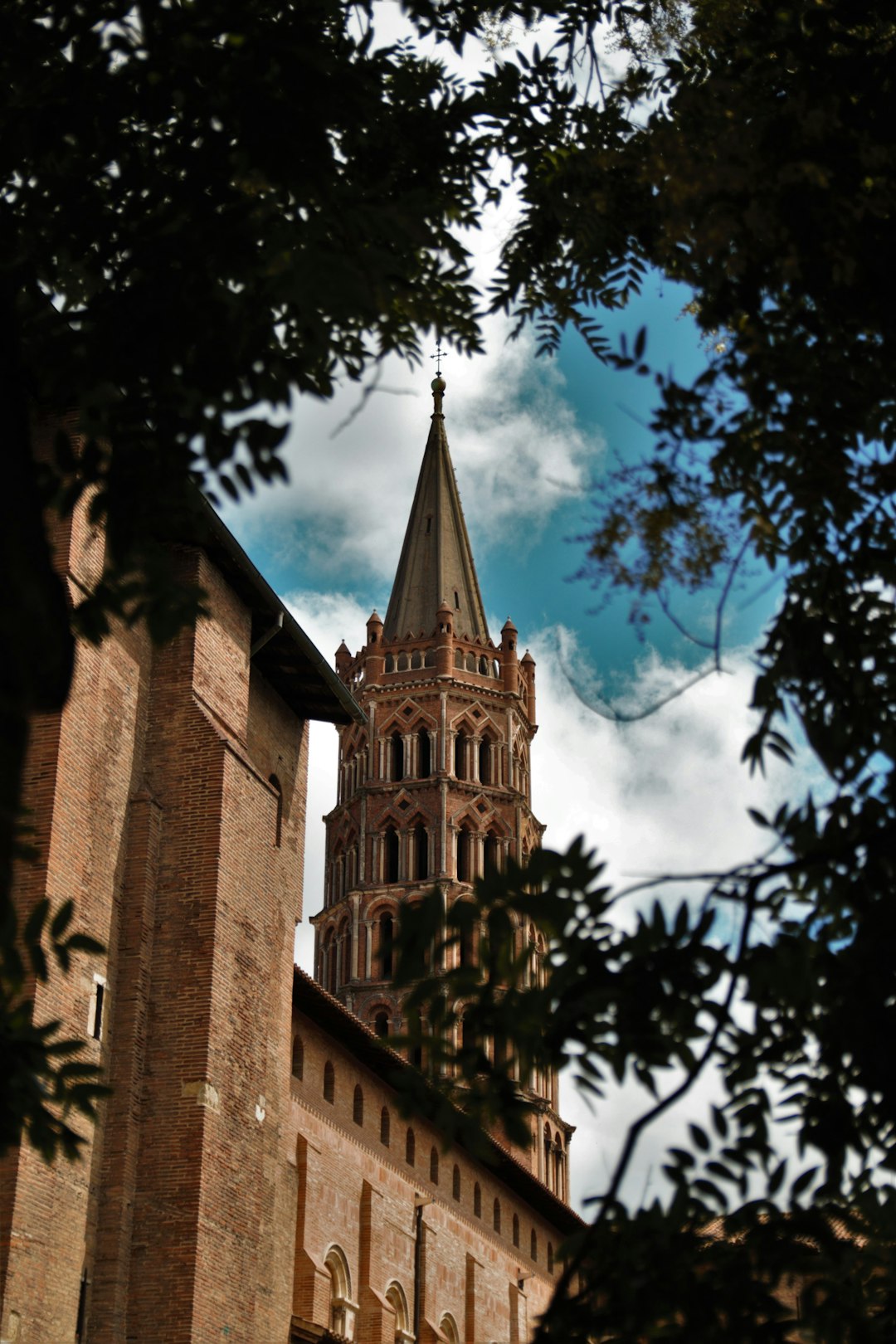 Landmark photo spot BASILIQUE SAINT-SERNIN 81100 Castres