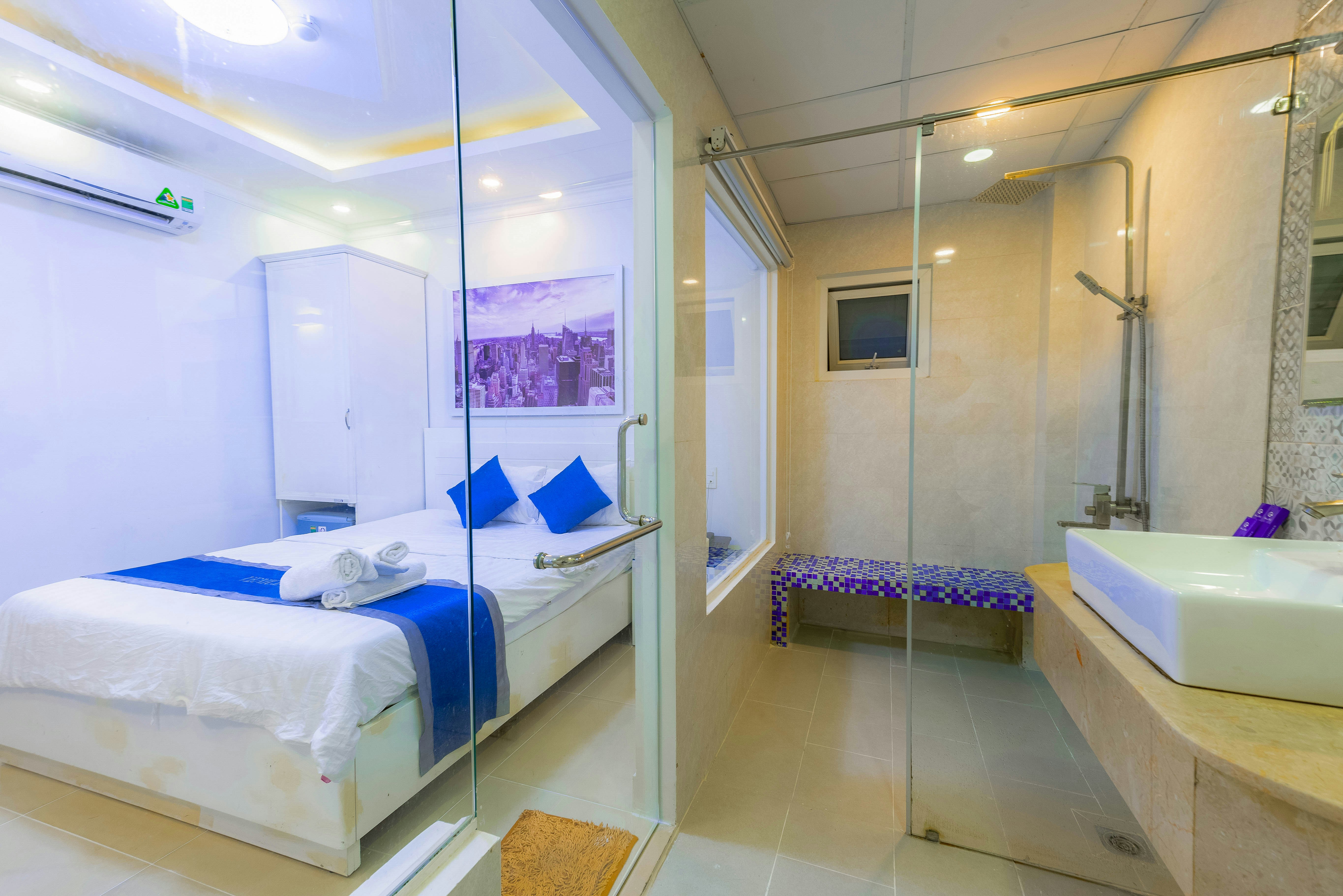 Venice Hotel reception