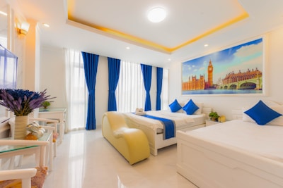 yolotel hotel room
