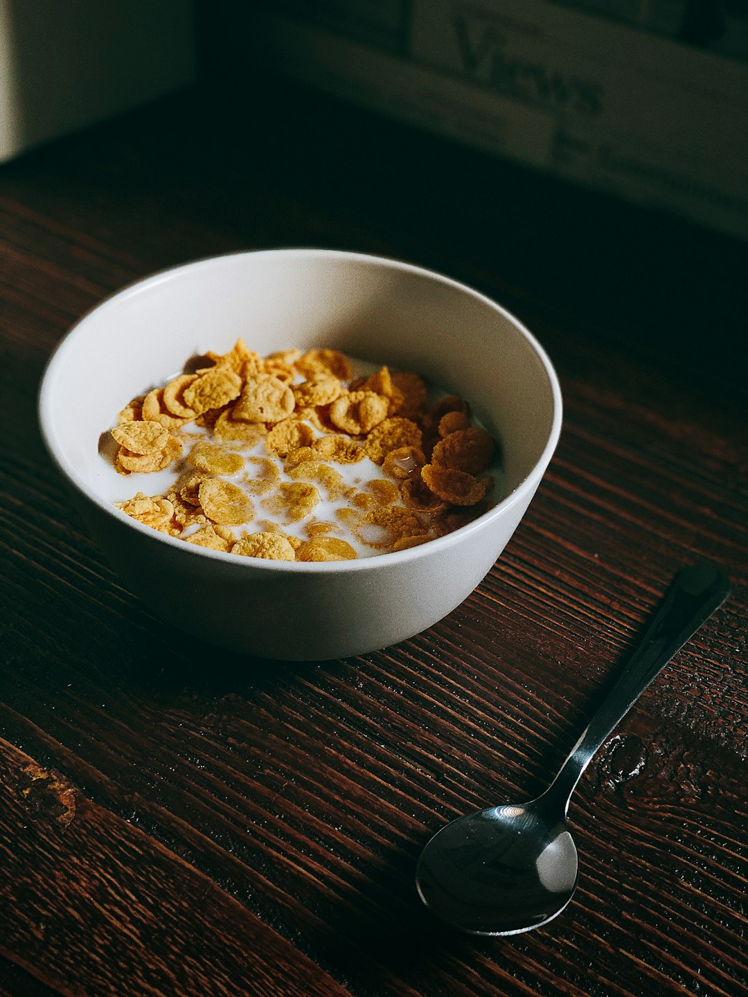 brown cereals in white ceramic bowl