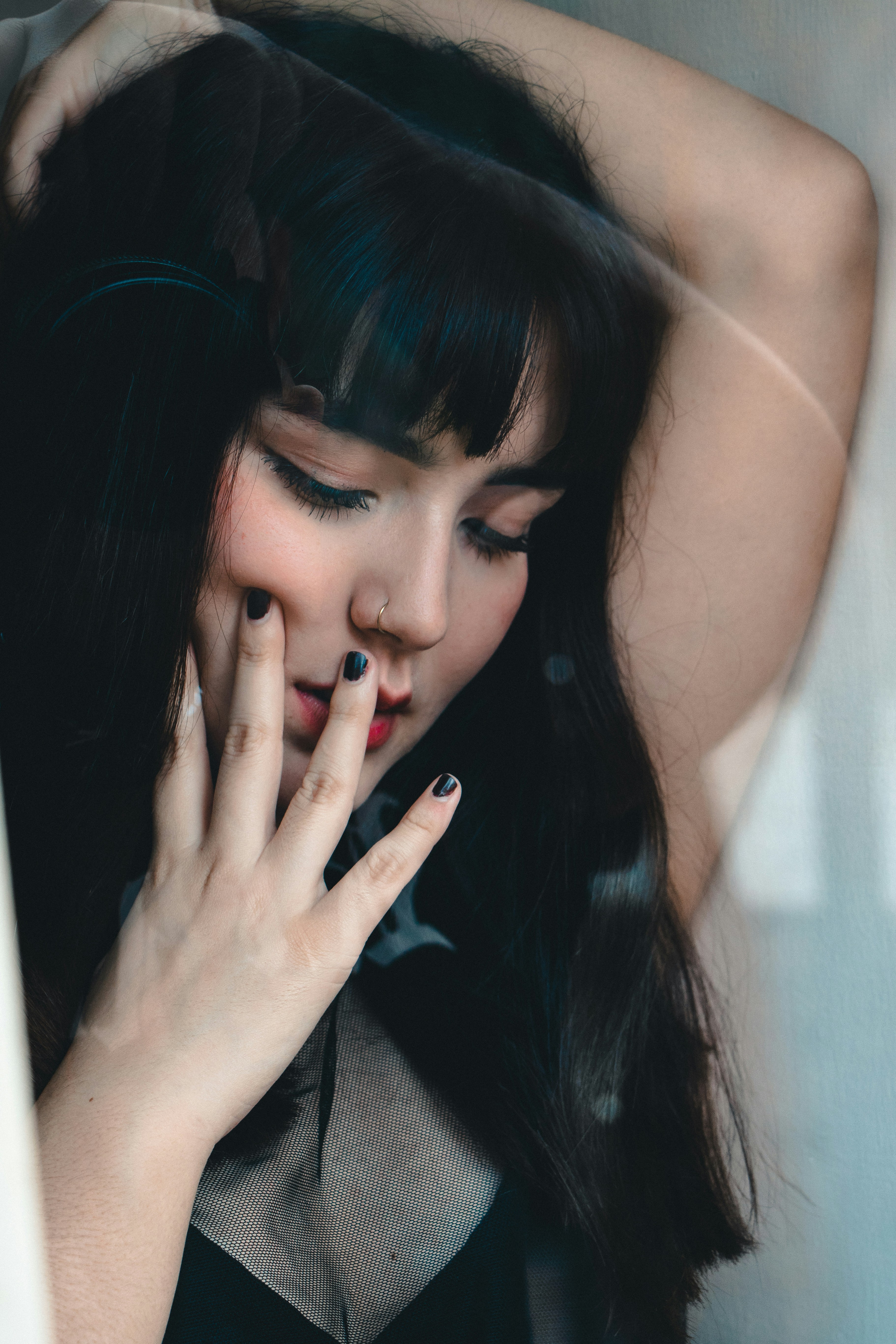 photo-1594760890044-bd8bf998f054?ixid=M3wxMjA3fDB8MXxzZWFyY2h8NHx8bmF1Z2h0eSUyMGNoYXR8ZW58MHx8fHwxNzQ1NDI5NDAzfDA\u0026ixlib=rb-4.0.3