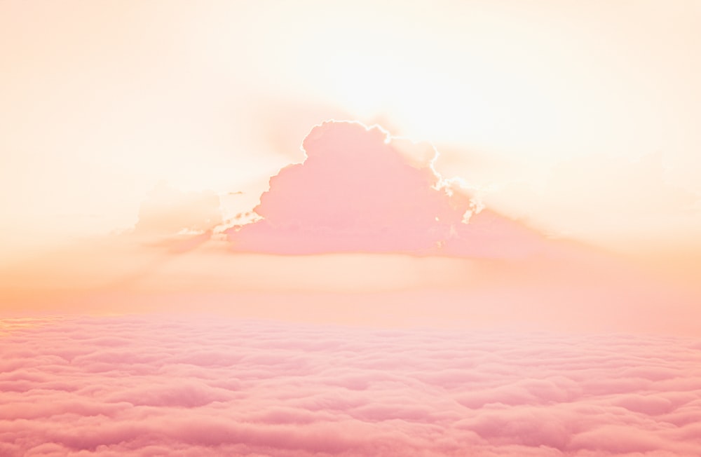 白い雲と青い空