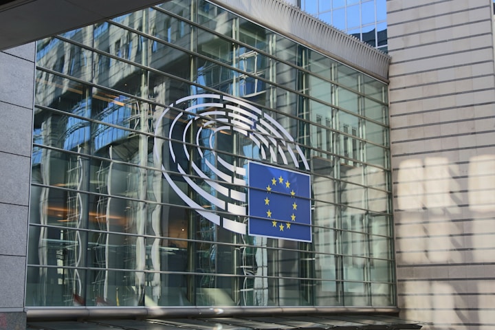 Novodobé diktatúry v Európe: Slovensko, Poľsko a ďalší hráči na scéne