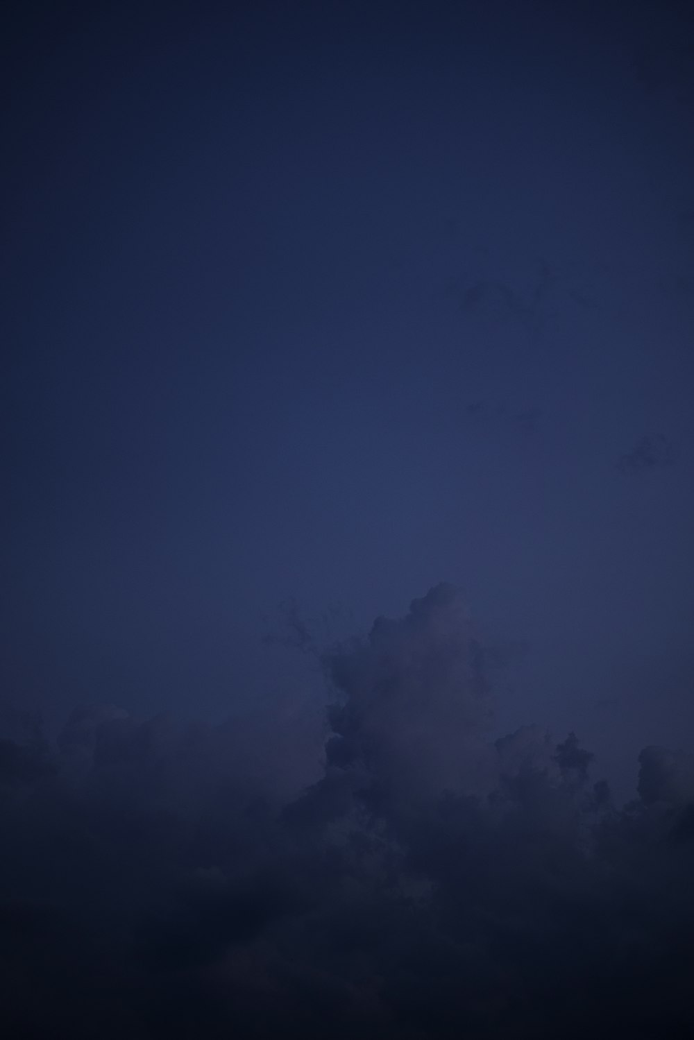 white clouds and blue sky during daytime