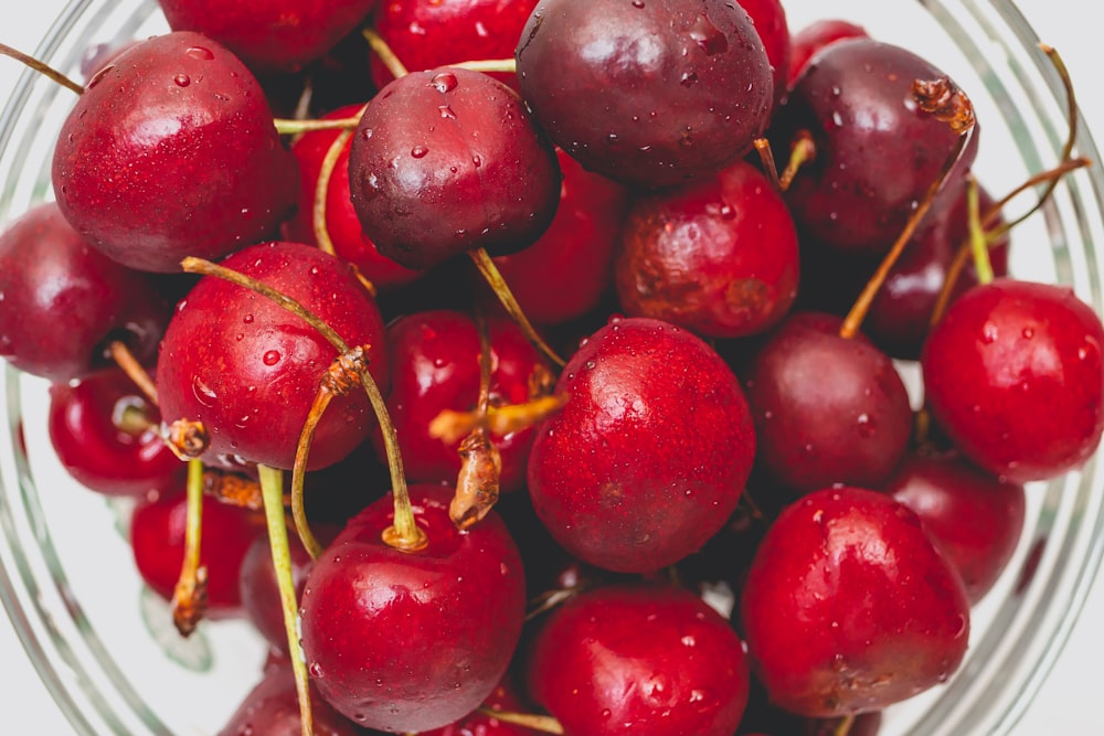 cerises rouges en gros plan