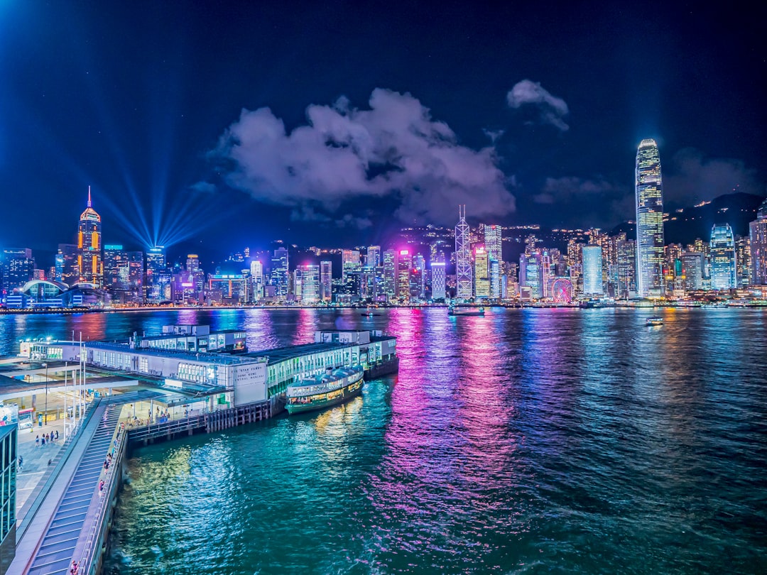 Free Flight Frenzy: Hong Kong Dangles 500,000 Free Air Tickets to W… — Free Flight Frenzy