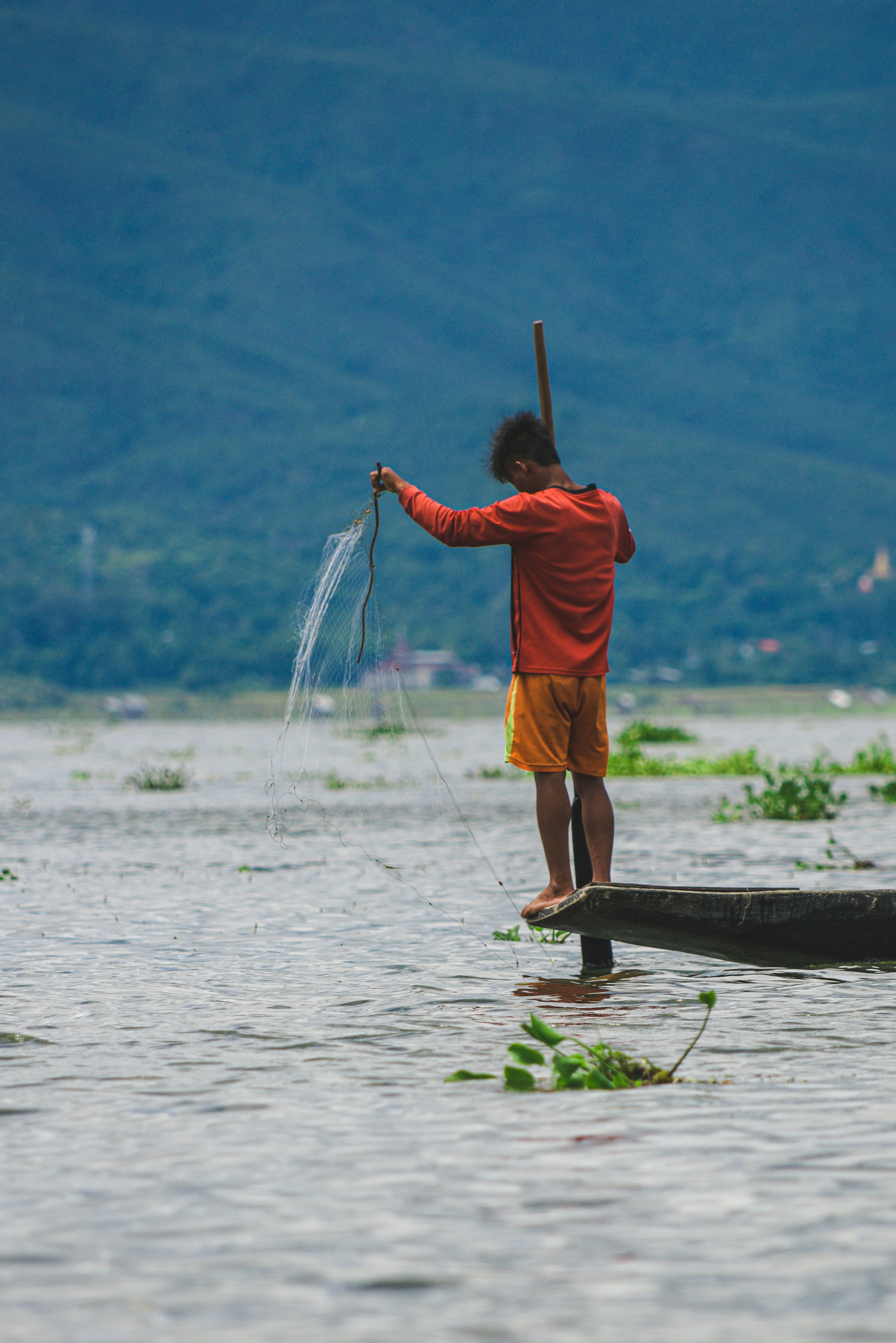 Are Fishing Guides Available On Pontoon Boat Rentals?