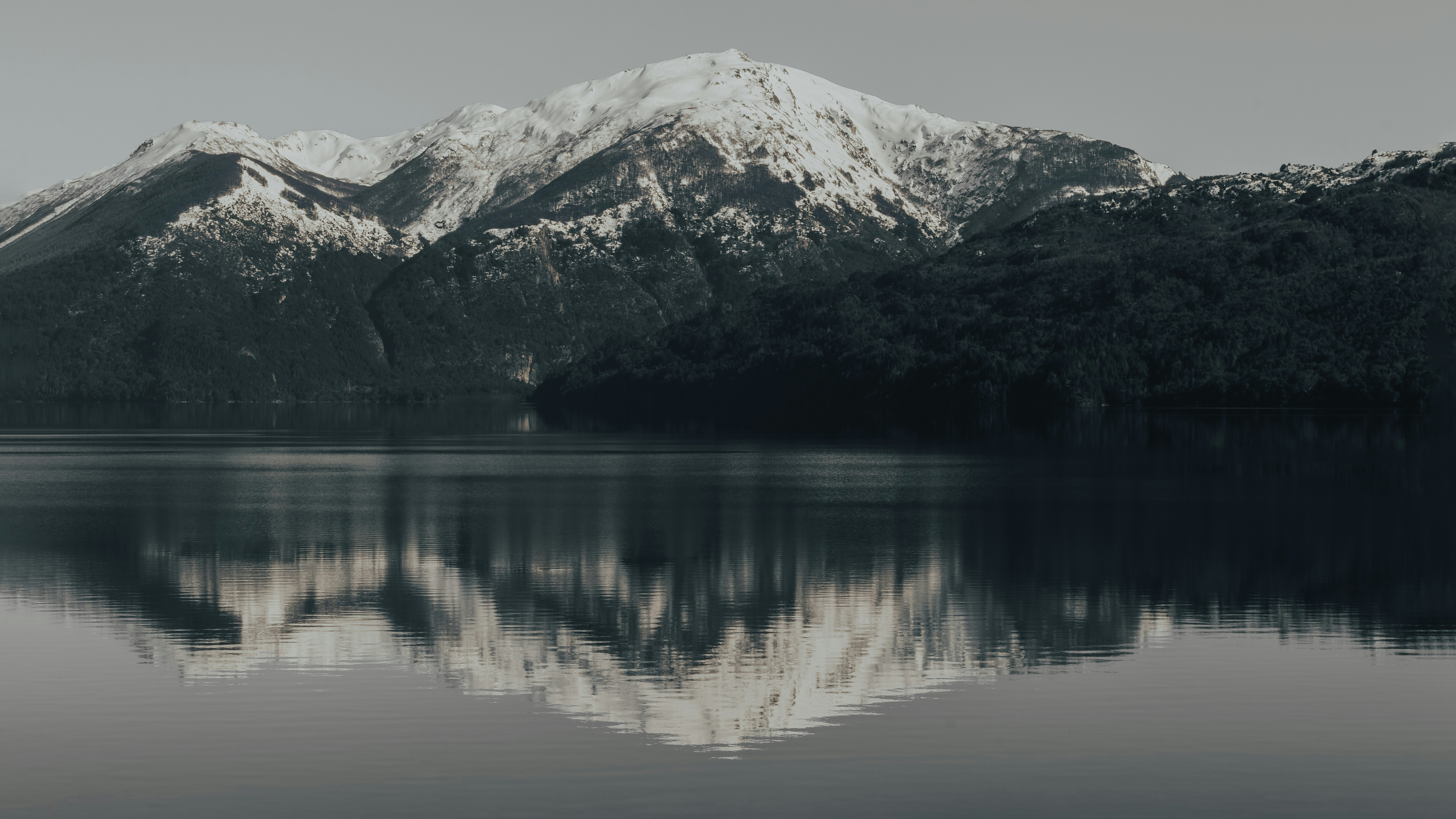 Photo by gasparzaldo