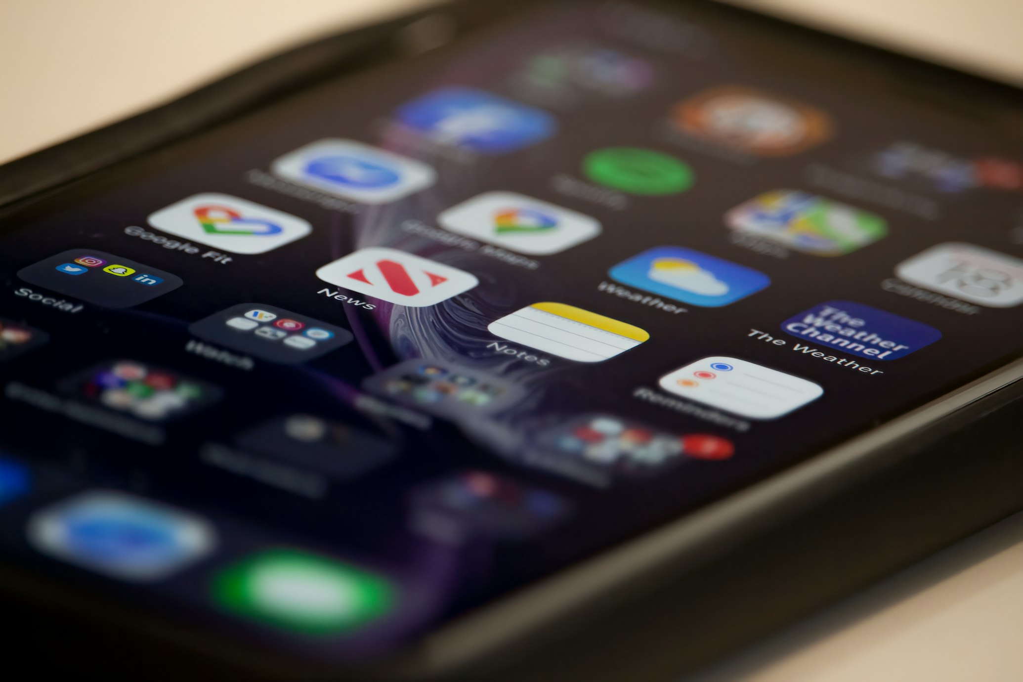 SmartKorr Mobile App Prototype for Investors