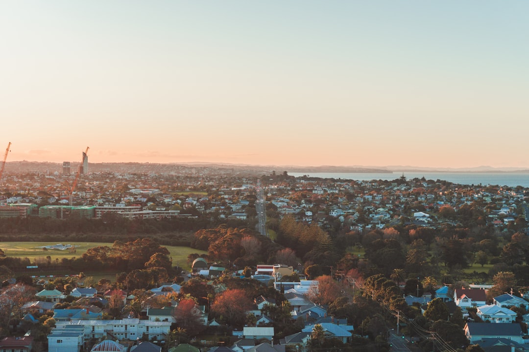 travelers stories about Skyline in Auckland, New Zealand