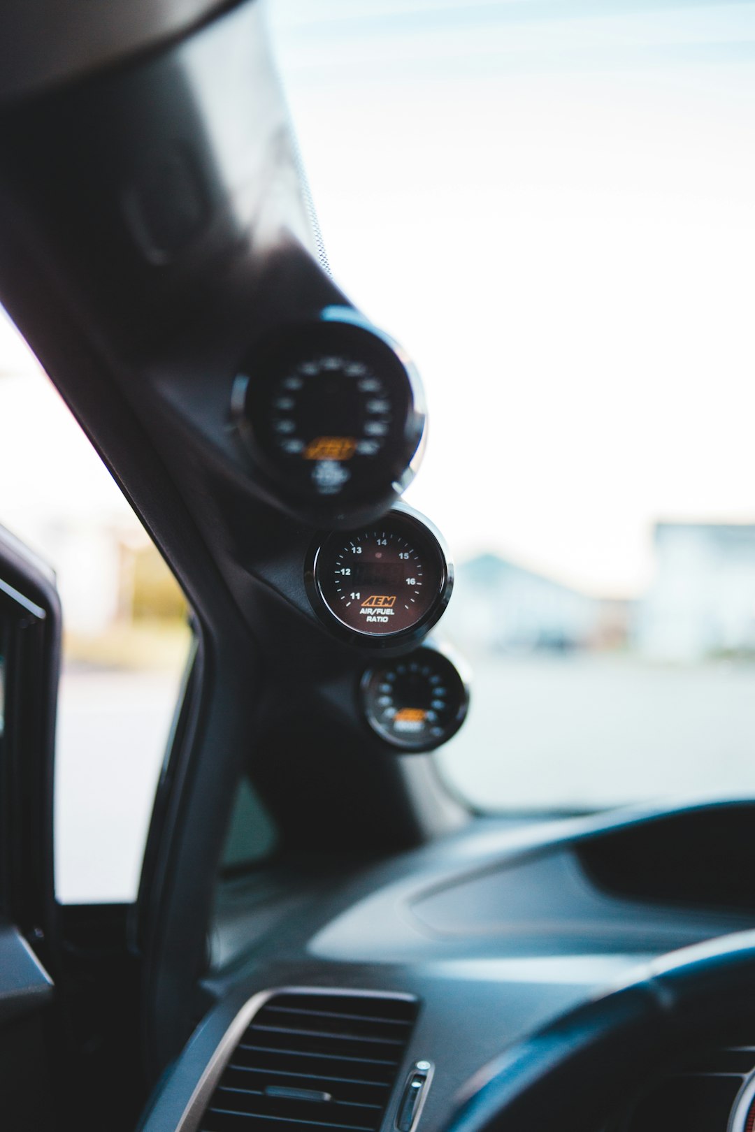 black and silver car steering wheel