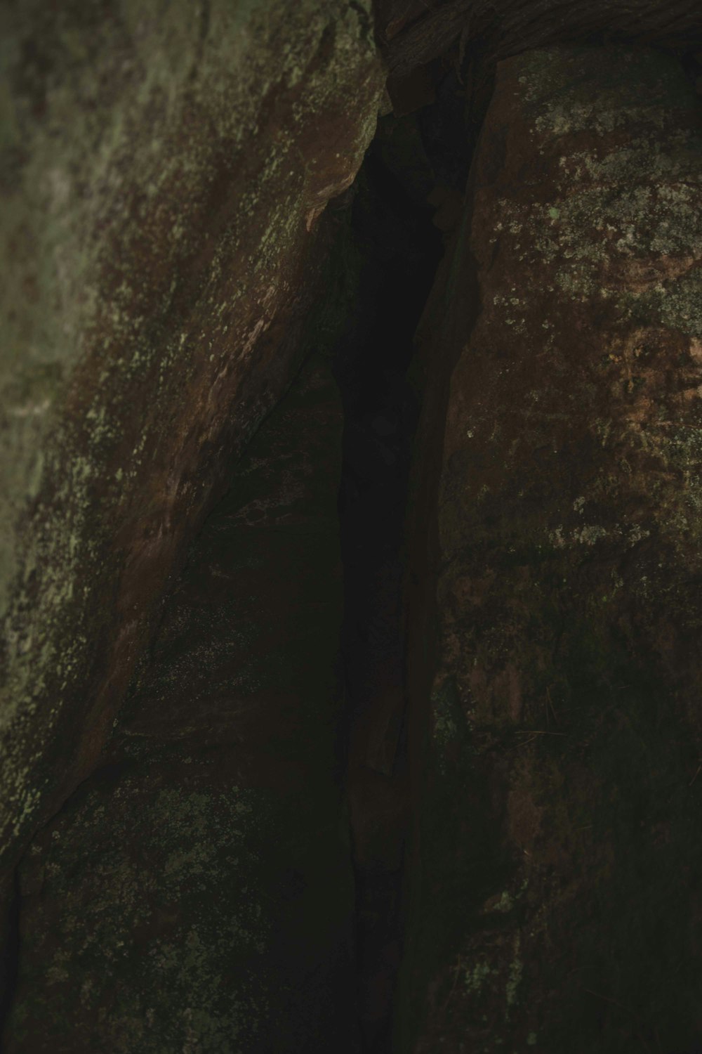 brown and black rock formation