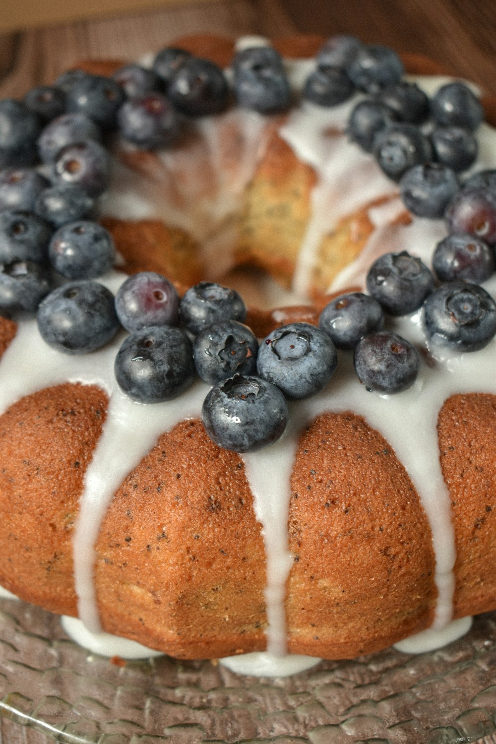 black berries on brown bread