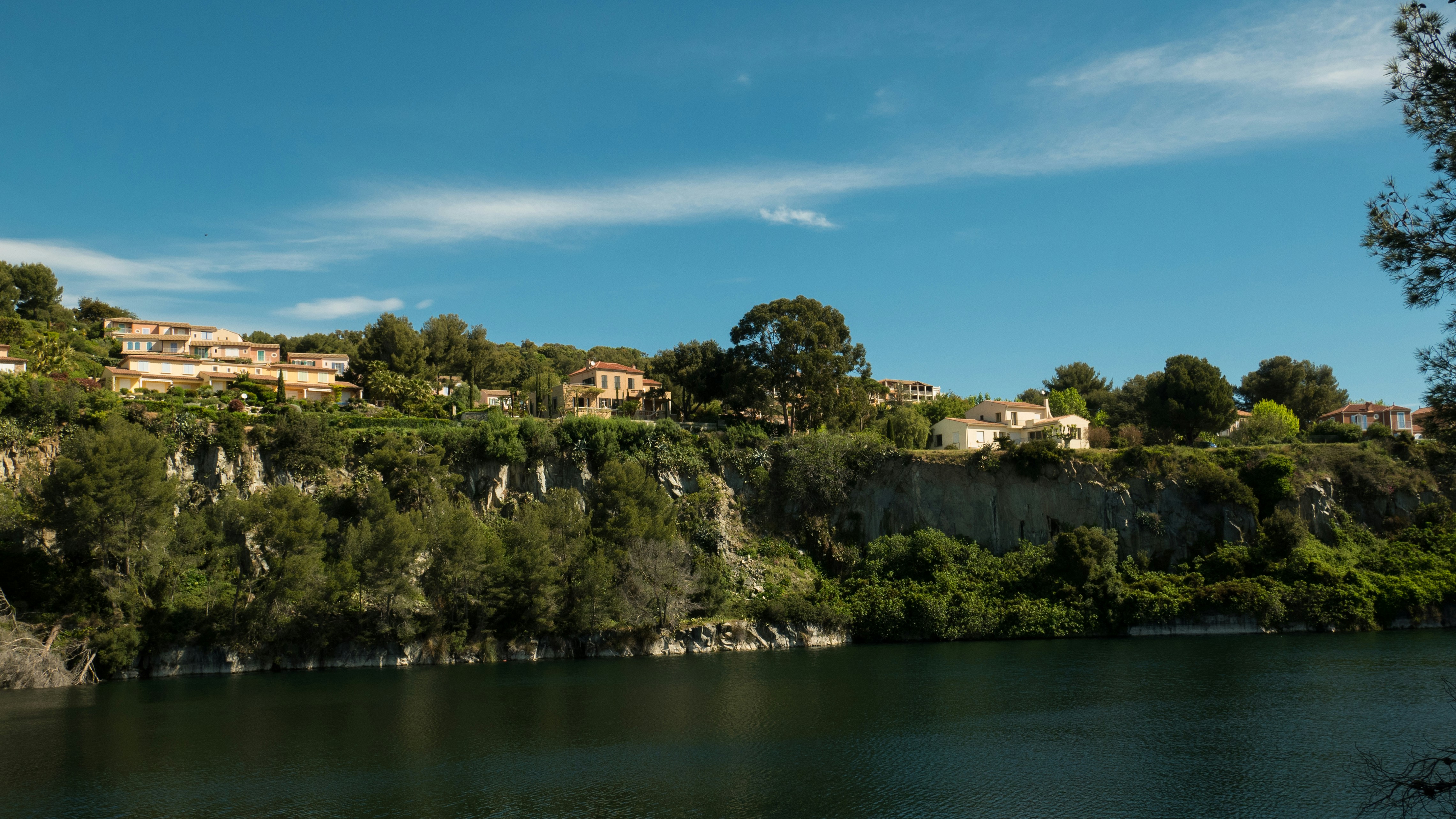 Photo by adriannegura