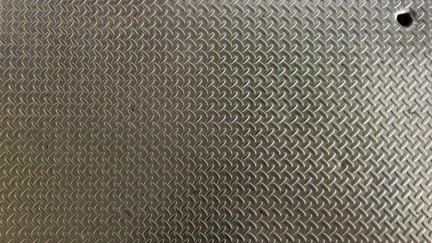 Point cloud generated from a 3D scan of the damaged mechanical piece, highlighting detailed surface data.