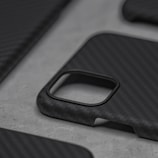 Minimalist clear phone case showing the phone’s original design with subtle protection.
