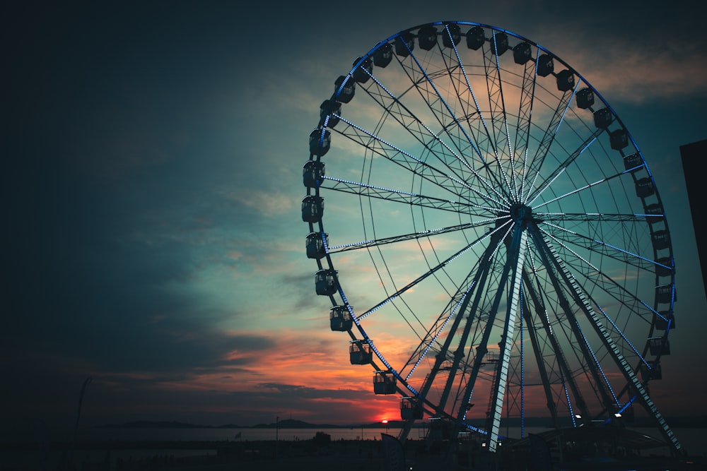 ferris wheel during night time