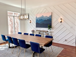 black and white table and chairs