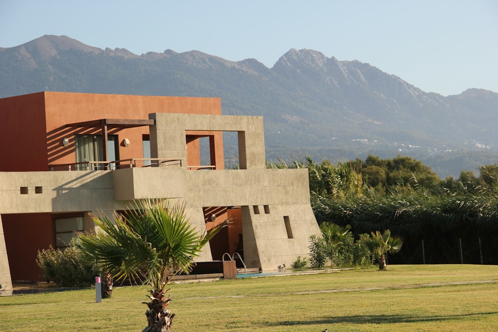 Casa familiar con jardín privado