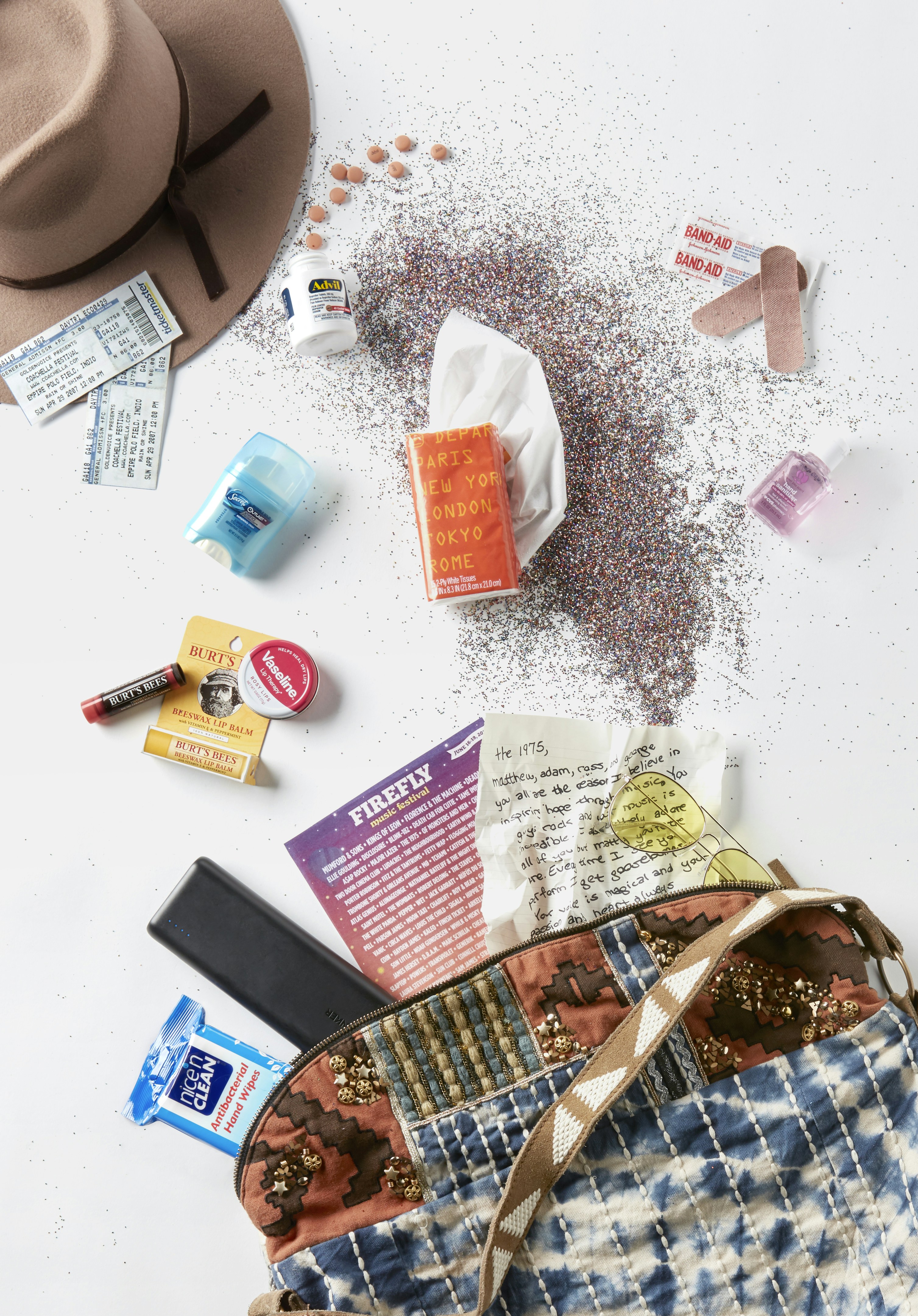 Music festival look on point! Ready to dance the day away.