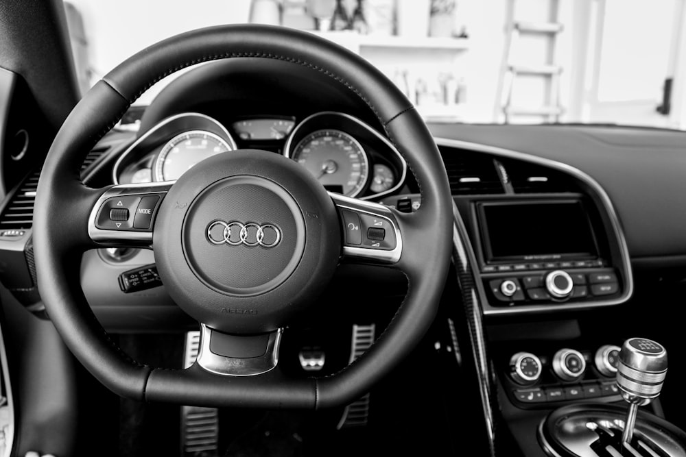 black and gray jeep steering wheel