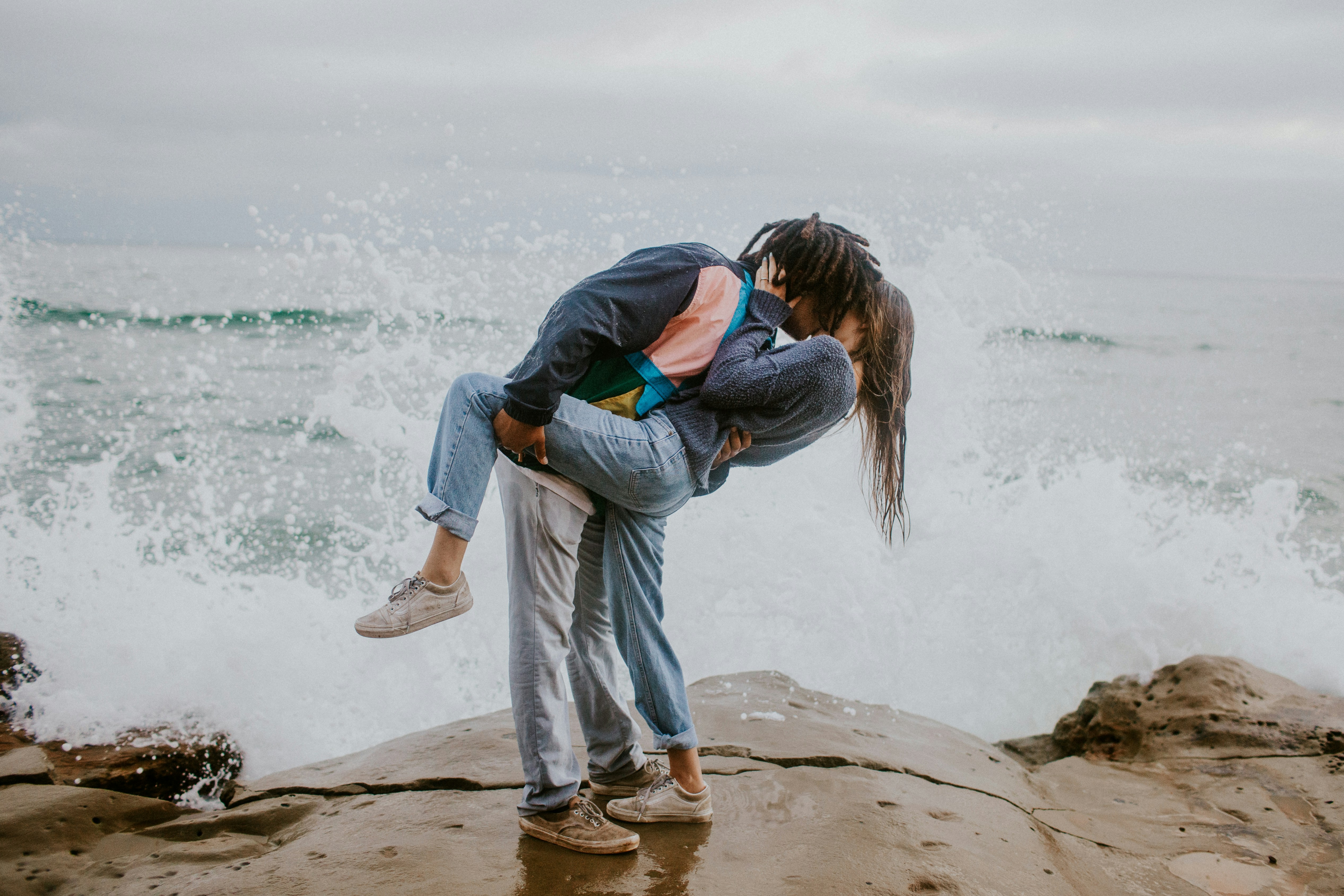 Choose from a curated selection of kiss photos. Always free on Unsplash.