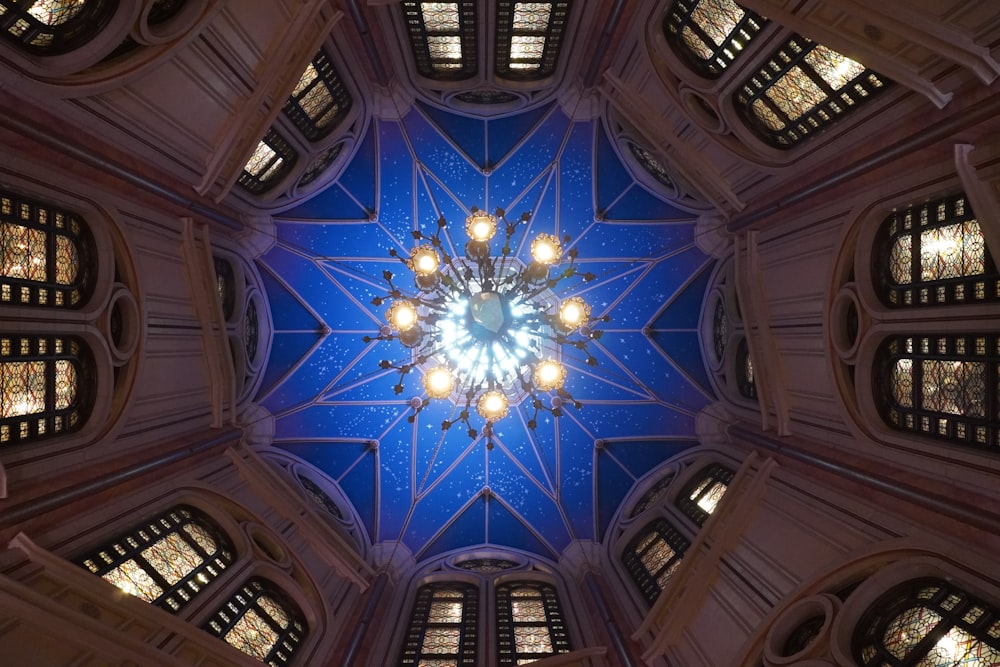 blue and white floral ceiling
