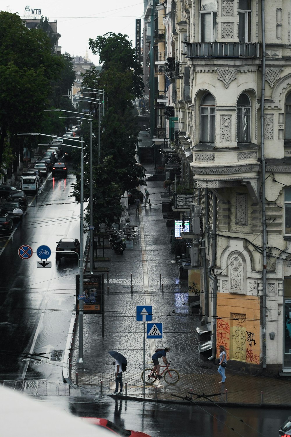 people walking on sidewalk during daytime