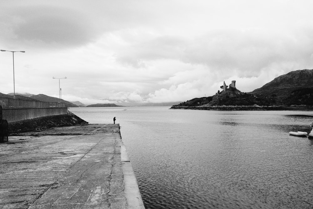 grayscale photo of body of water