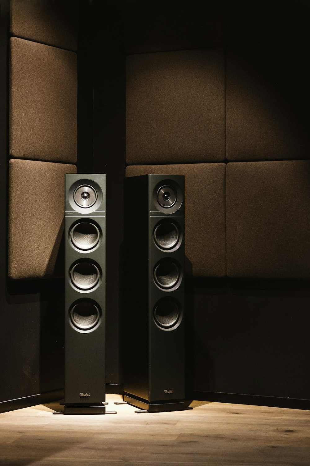 Black and brown speaker on black surface photo – Free Germany Image on  Unsplash