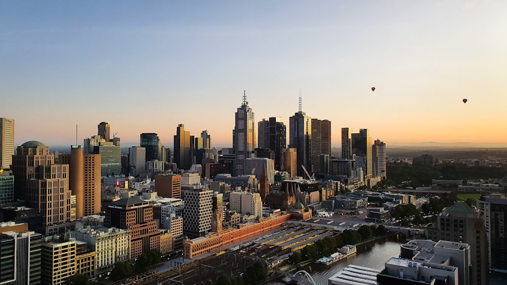 Skyline de la ville pendant la journée