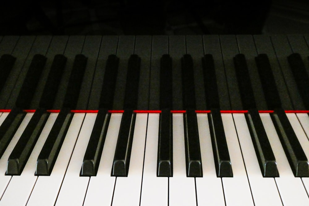 black and white piano keys