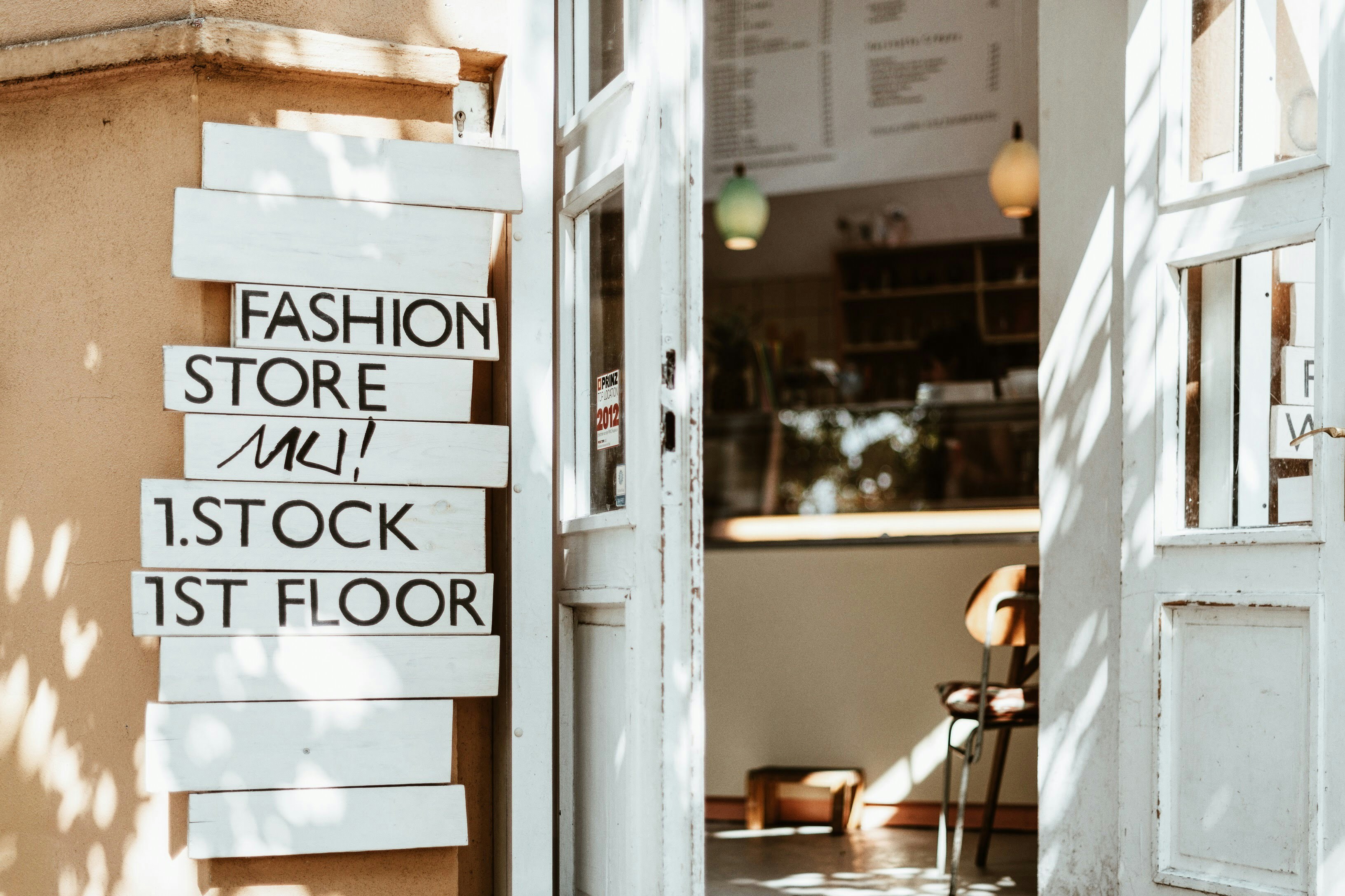 Genealogie del Futuro (@genealogiedelfuturo) • Instagram photos and videos, image size:3000x2000