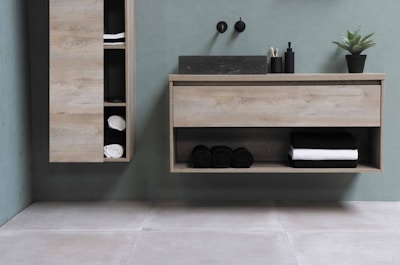 Uplift V2 Standing Desk