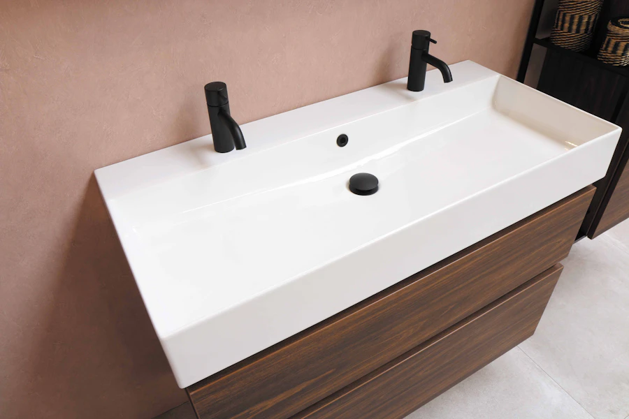 Modern bathroom vanity