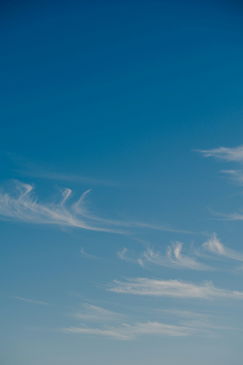 white clouds and blue sky during daytime