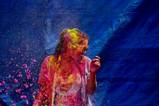 Holi 