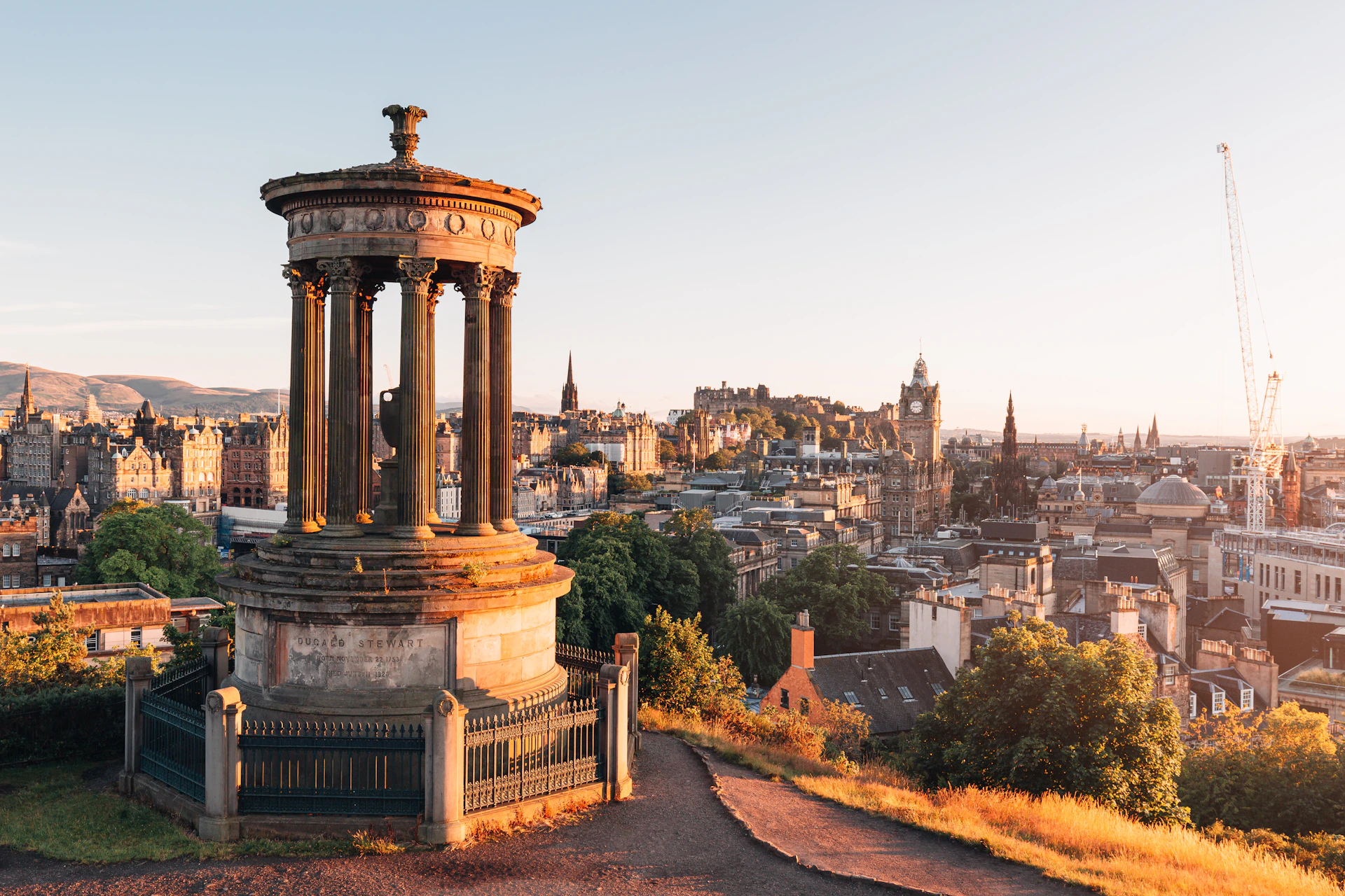 Edinburgh points travel guide