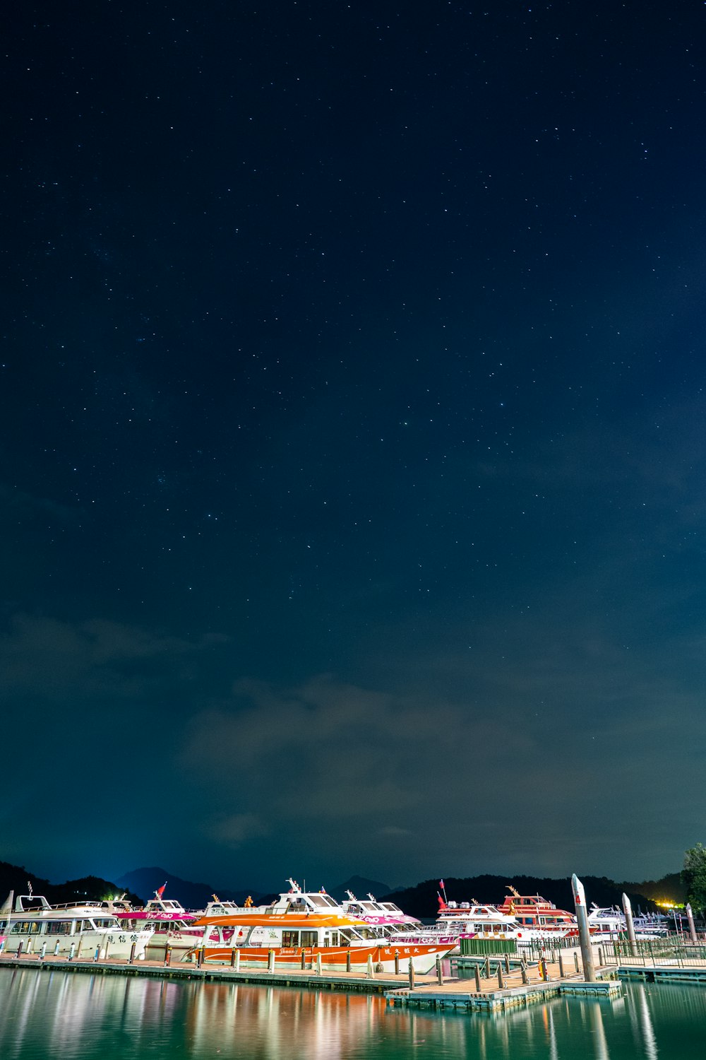 blue sky with stars during night time