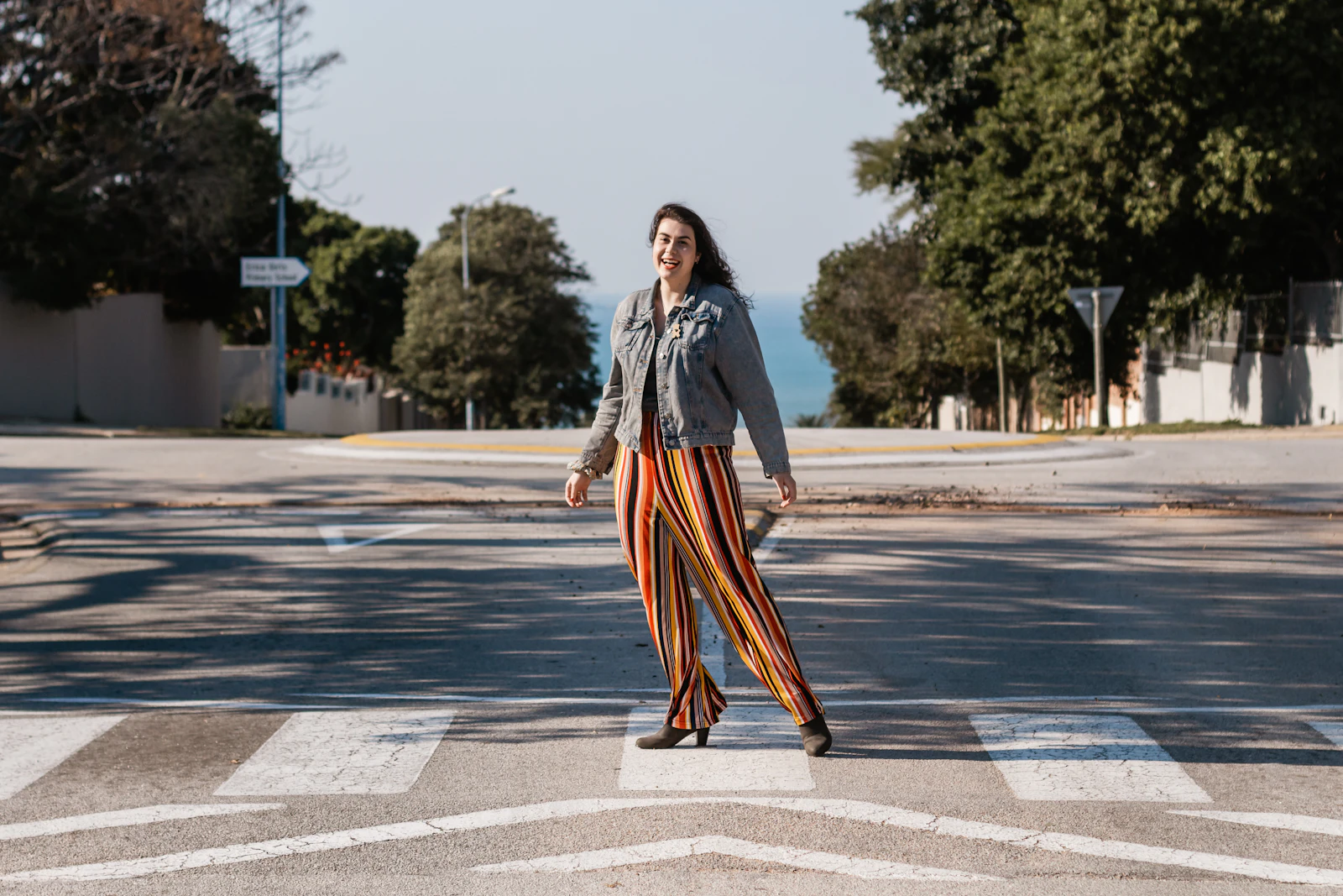 Look para uma viagem de carro longa: conforto que não amarrota na chegada