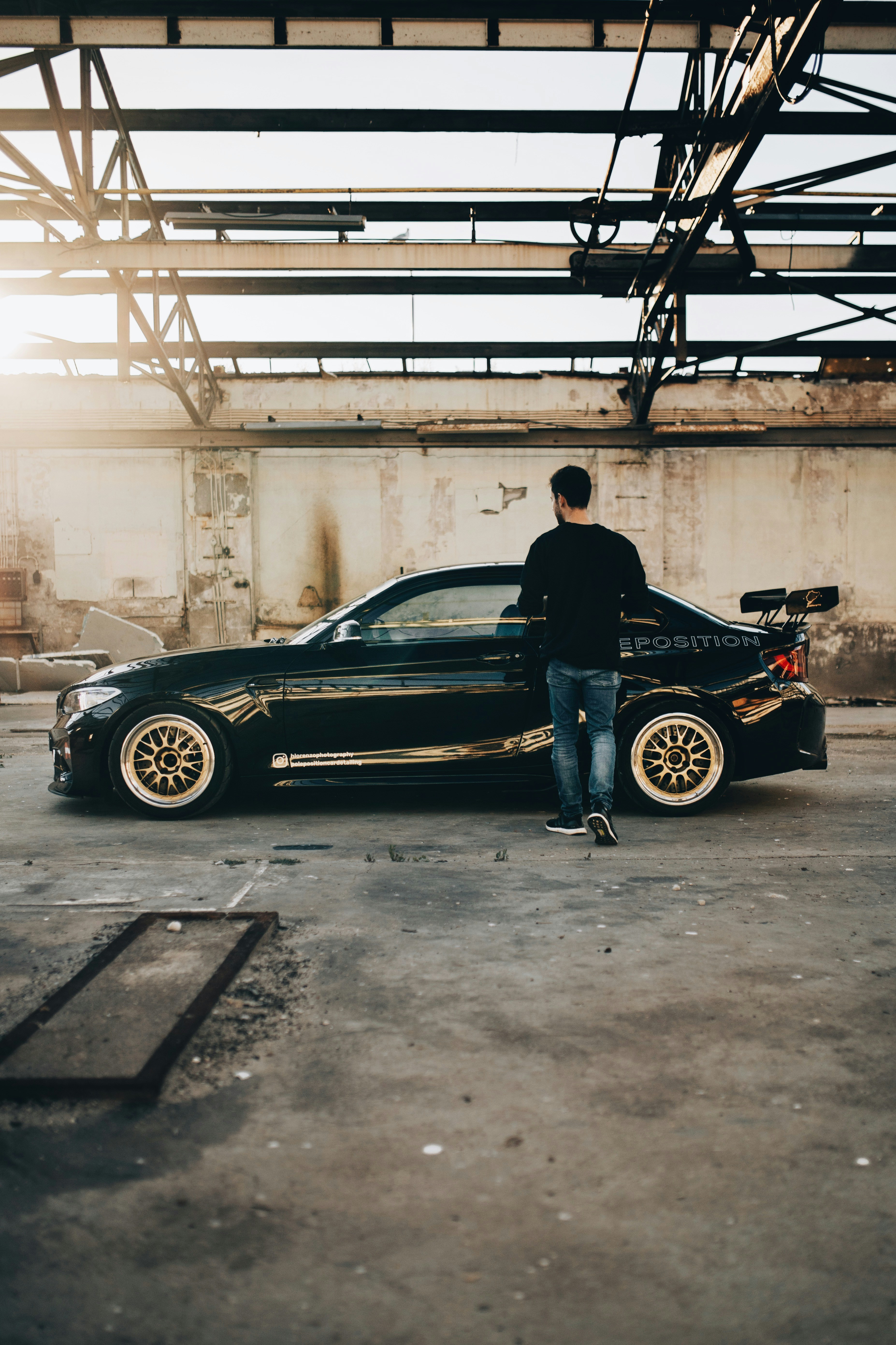 Photo by lorenzohamers