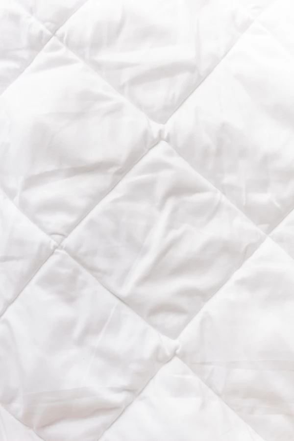 Perlak alas pasien berbahan quilted putih anti bocor untuk ranjang rumah sakit