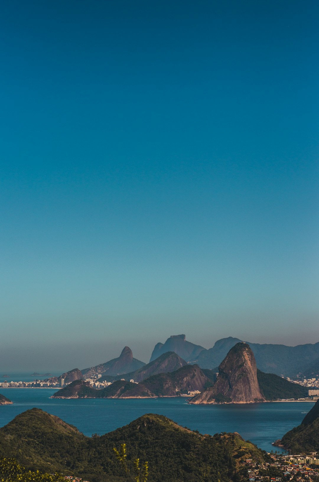 travelers stories about Hill in Rio de Janeiro, Brasil