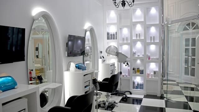 Salon