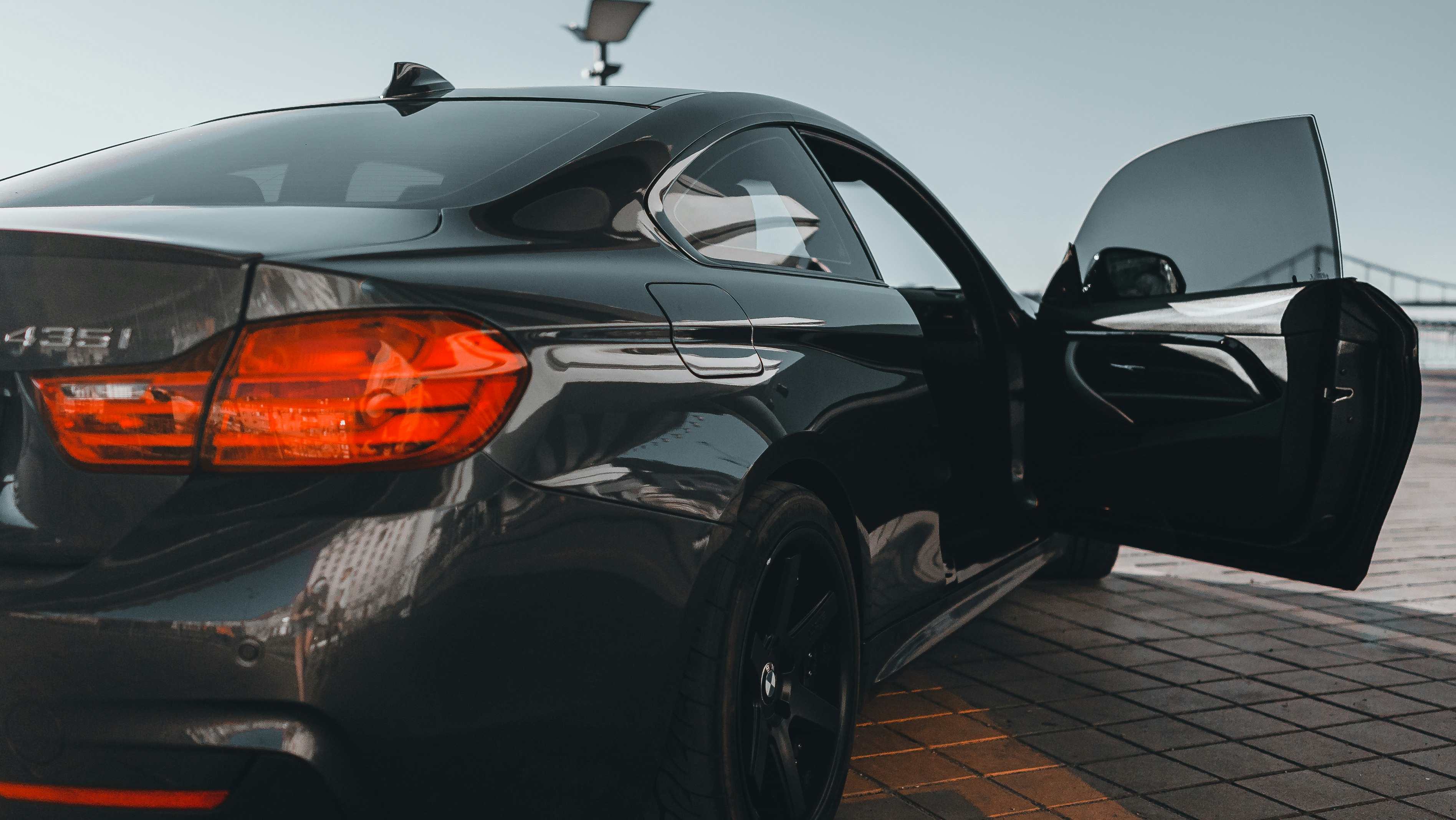 black bmw m 3 coupe