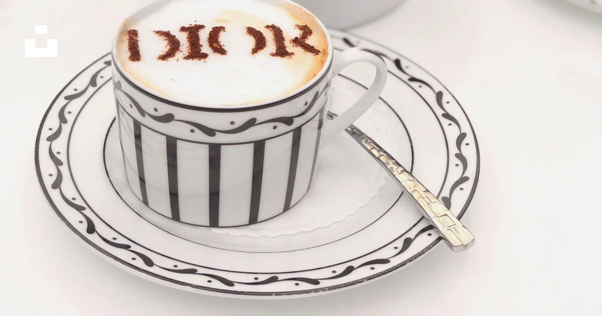 Tazza in ceramica bianca personalizzata con nome, compleanno, incoraggiamento, regalo, amico e famiglia. - CALLIE Tazza in ceramica bianca personalizzata con nome, compleanno, incoraggiamento, regalo, amico e famiglia. - CALLIE