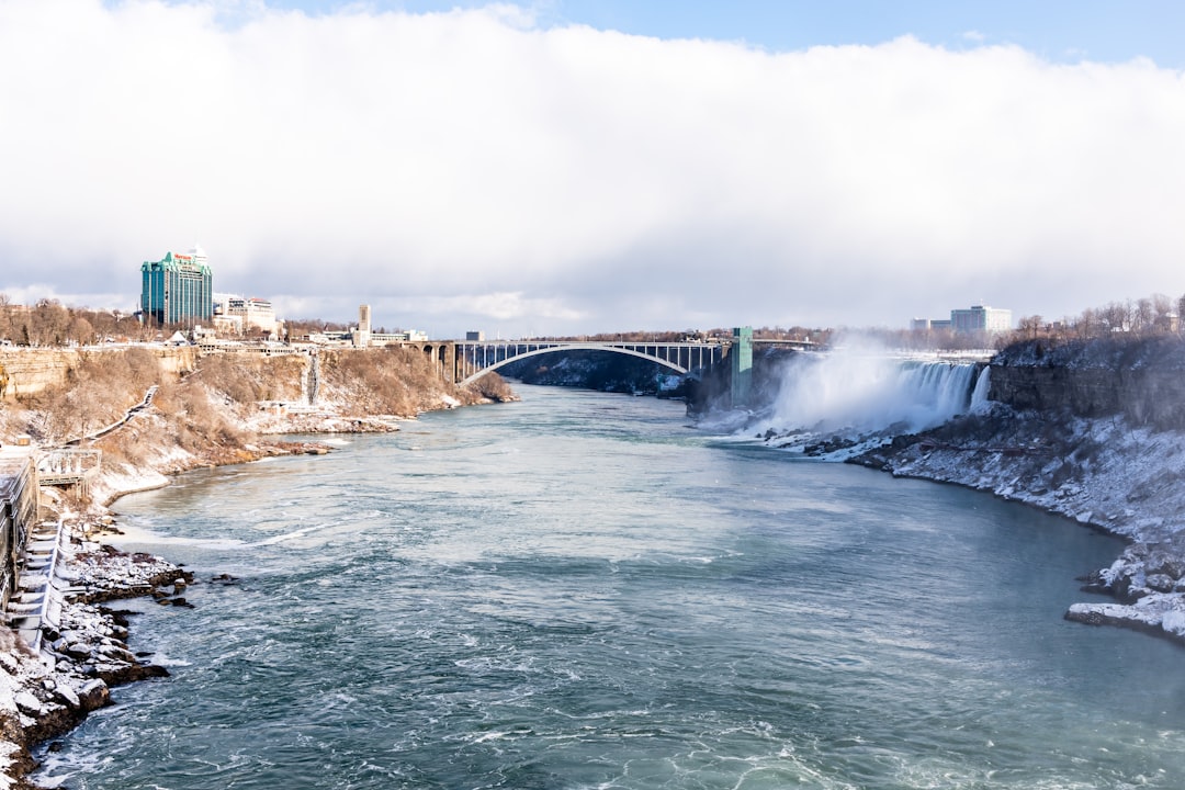 Navigating Canadian Entry Options for Dual